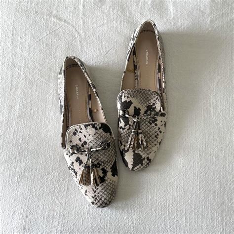 snakeskin loafers zara.